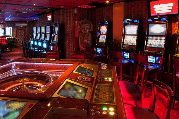 Roulette table on mobile display Pretty Gaming roulette table displayed on mobile phone screen